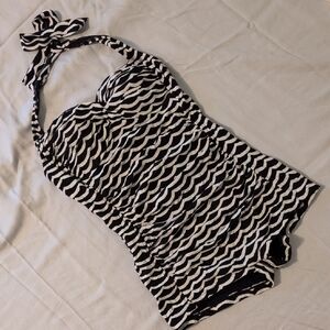 Seafolly Black and White One Piece Swimsuit
